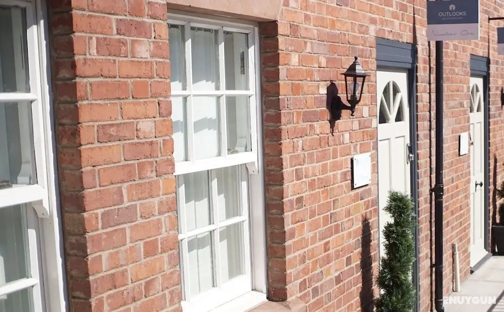 The Gathering Chester 4 Sleeps 14 Very Close to City Centre Racecourse Within Walls - Öne Çıkan Resim