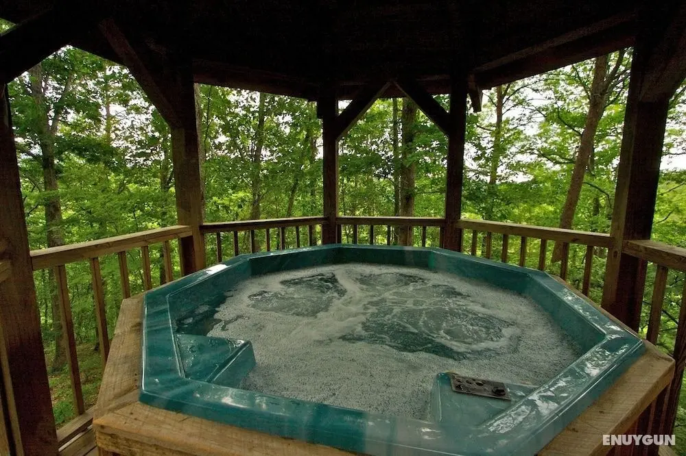 Gatlinburg Adventure Cabins - Öne Çıkan Resim