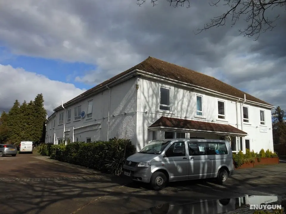 The Gatwick White House Hotel - Öne Çıkan Resim