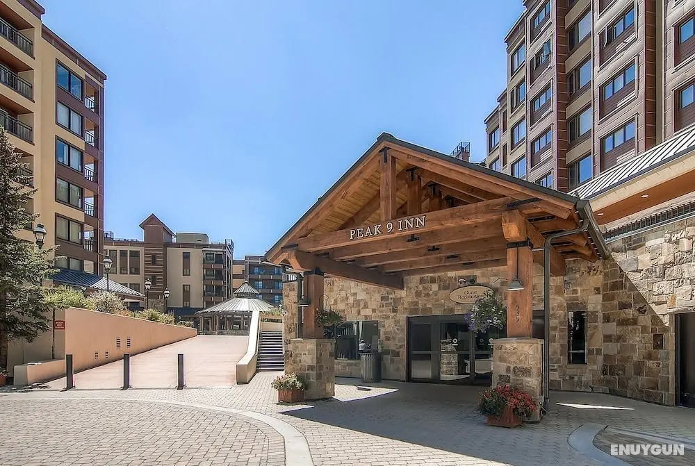 Village at Breckenridge Condos by CRMR - Öne Çıkan Resim