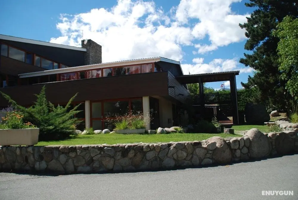 Village Club Yravals - Öne Çıkan Resim
