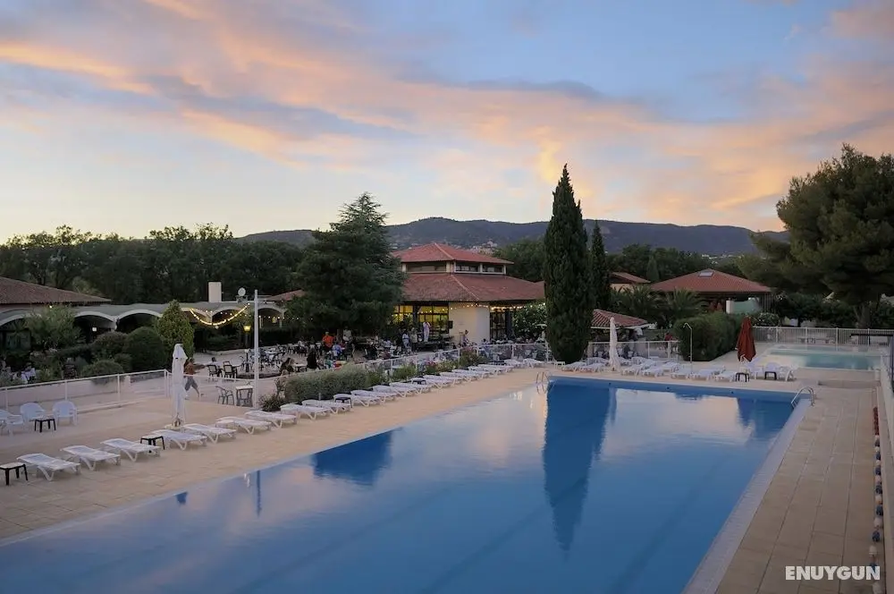 Village Vacances La Manne - Öne Çıkan Resim