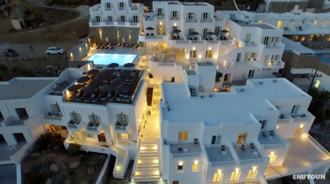 The George Hotel - Genel