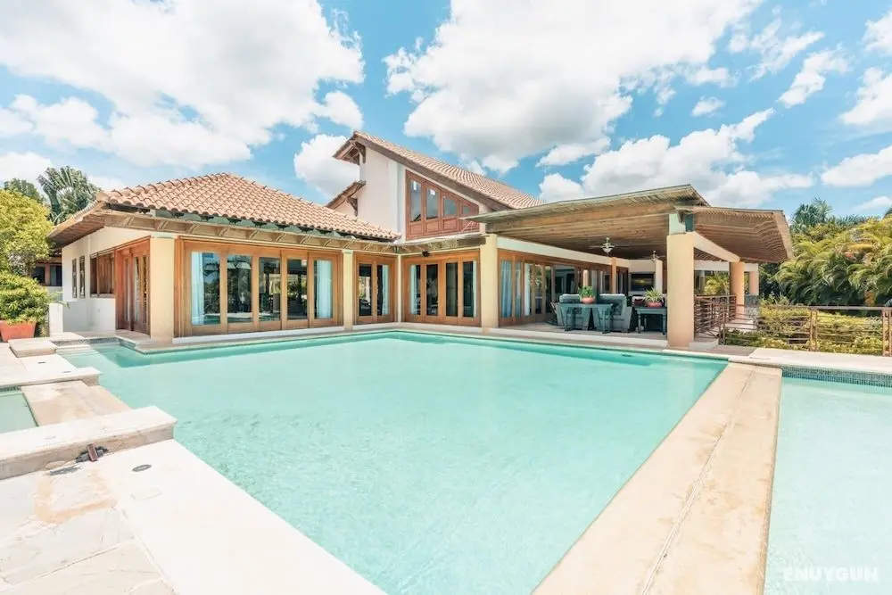 Get Away With Style in This Flawless Mansion at Casa De Campo - Oda