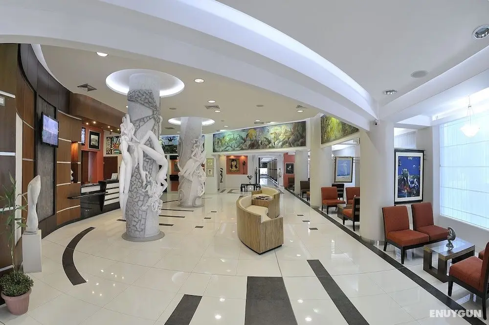 Hotel GH Galeria - Lobi