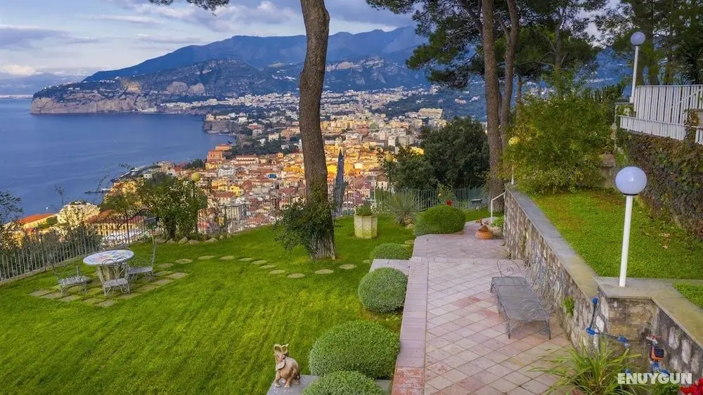 Villa Giada With Swimming Pool Garden Sea View and Parking - Oda