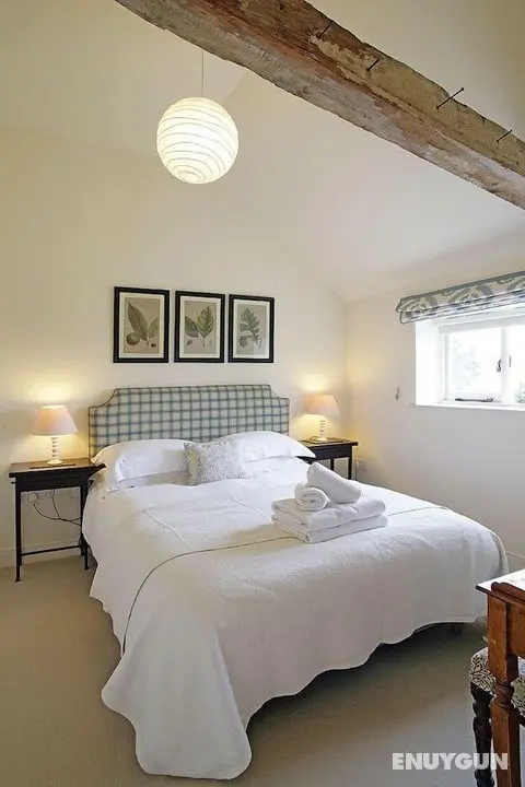 Giddy Cottage - Öne Çıkan Resim
