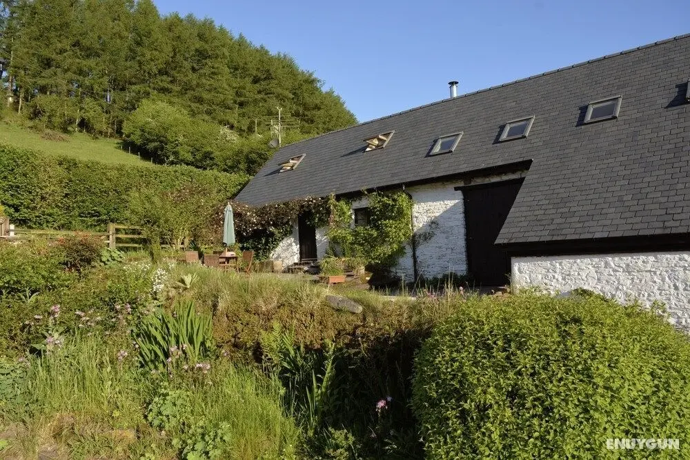 Gilfach Farm Holiday Accommodation - Dış Mekan