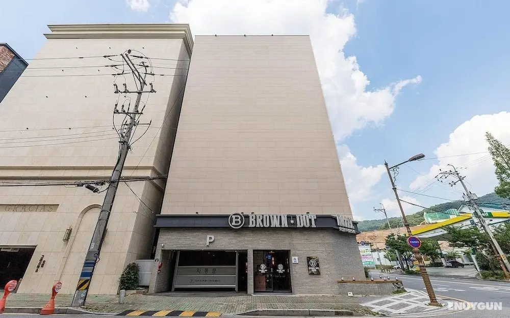 Gimhae Samgye Brown Dot - Dış Mekan