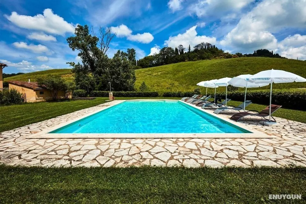 Villa Giunone With Pool Close to Volterra - Oda
