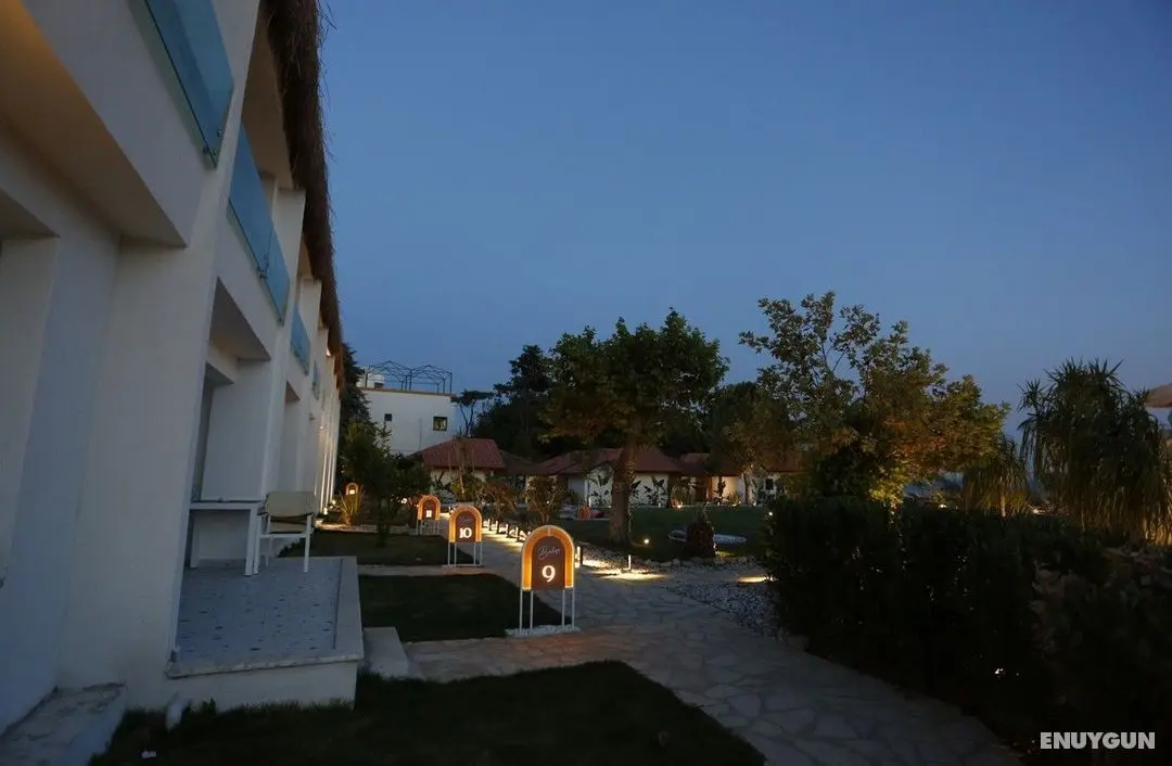 Glenn Hotel Beach - Dış Mekan