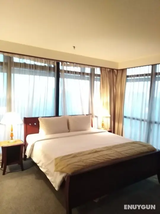 Glorious Service Suite At Times Square - Öne Çıkan Resim