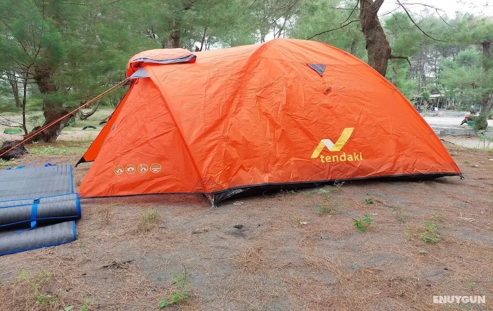 Goa Cemara Camping Ground - Oda