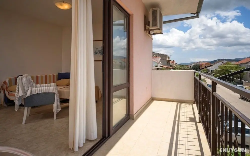 Gold - 300 m From Beach - A2 - Öne Çıkan Resim