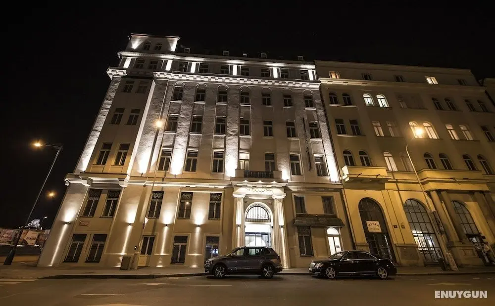 The Gold Bank - Dış Mekan