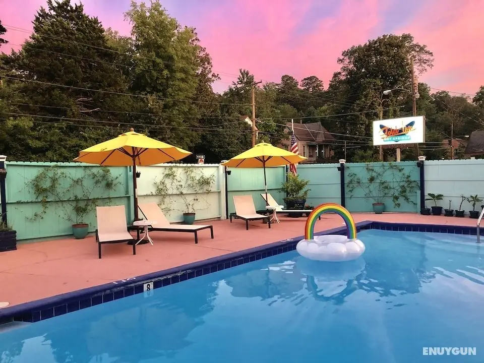 Gold-Inn Hot Springs - Havuz