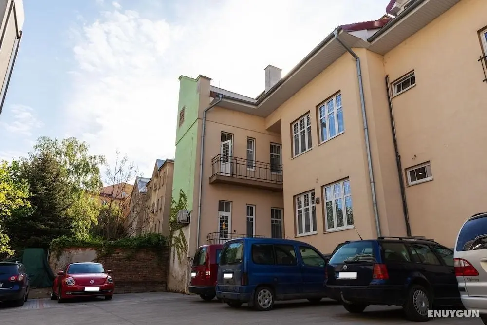Golden Apartments - Otopark