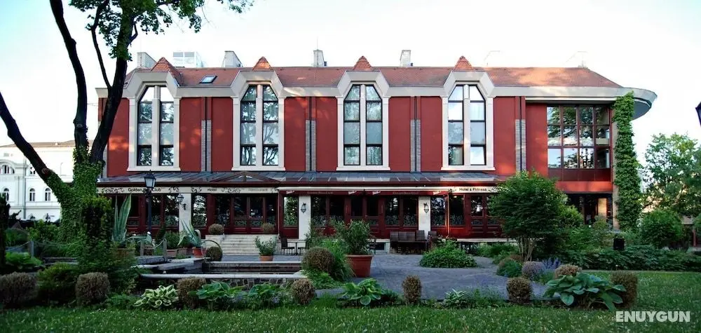 Golden Ball Club Hotel & Fitness - Öne Çıkan Resim