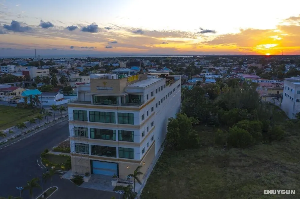 Golden Bay Belize Hotel - Dış Mekan