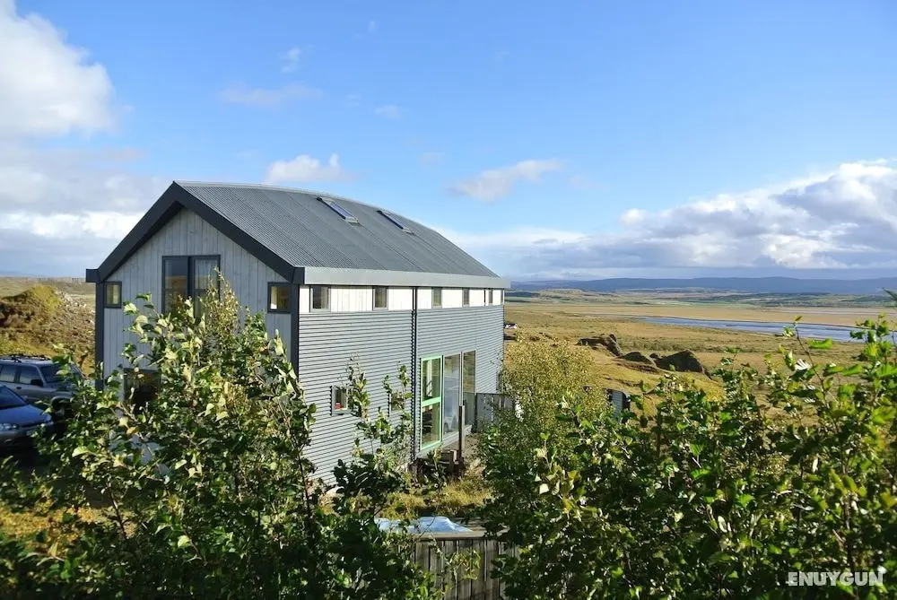 Golden circle amazing house and view - Öne Çıkan Resim