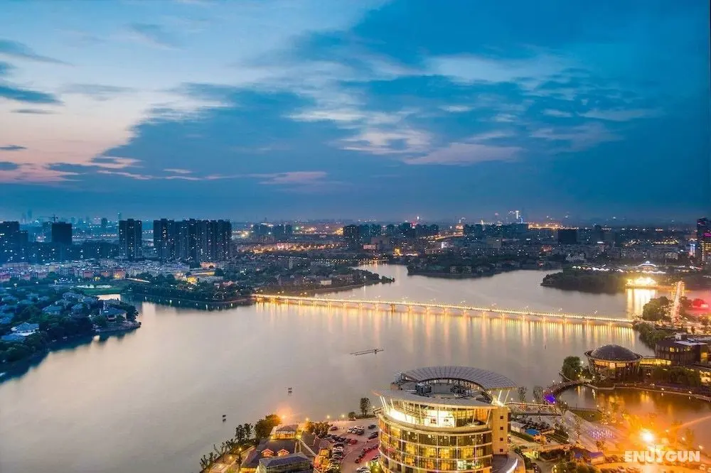 Golden Eagle Summit Hotel Nanjing China - Konum Öne Çıkanlar