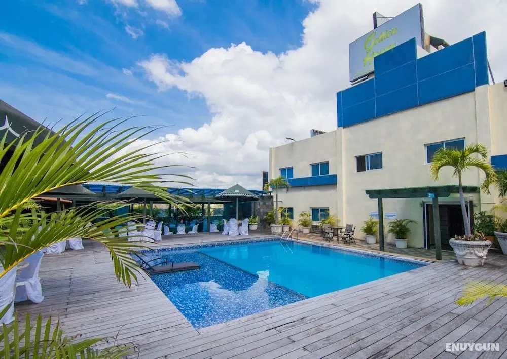 Golden House Hotel & Restaurant - Havuz