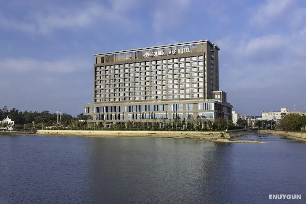 Golden Lake Hotel - Öne Çıkan Resim