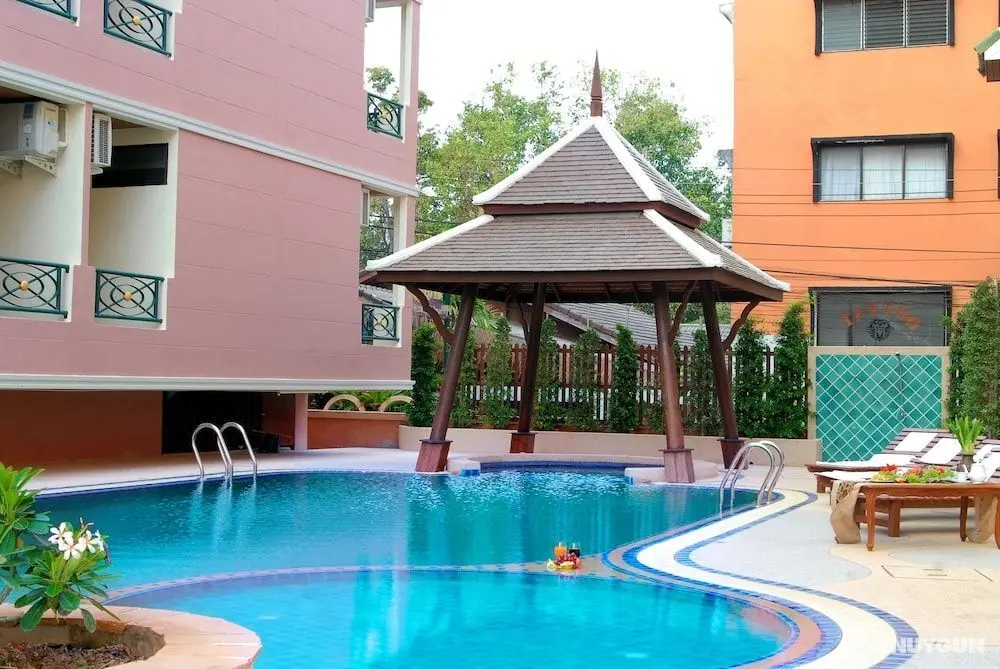 Golden Villa - Öne Çıkan Resim