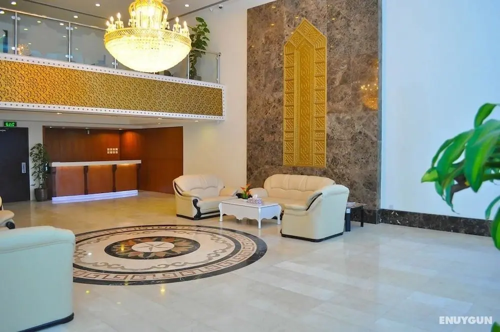 Golden Treasure Tower Family Apartment - Lobi