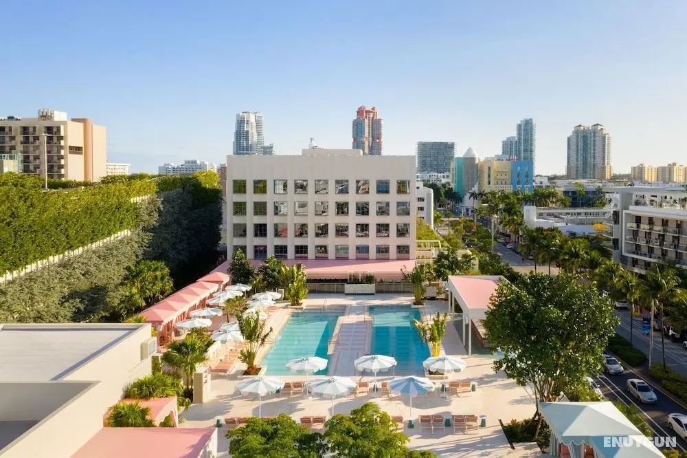 The Goodtime Hotel - Öne Çıkan Resim