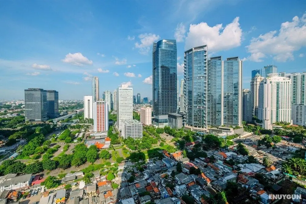 Gorgeous 3BR at Sudirman Park Apartment near LSPR - Dış Mekan