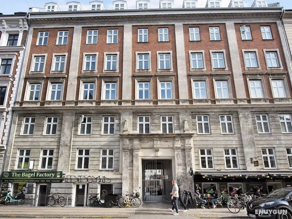Gorgeous Four-bedroom Apartment in Historical Copenhagen - Dış Mekan