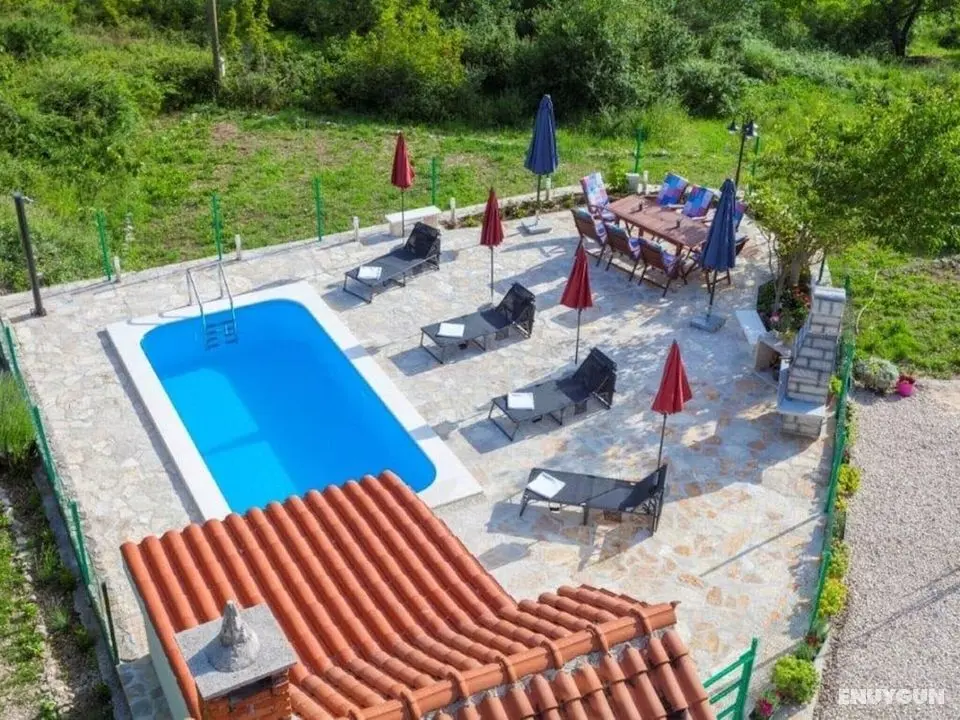 Gorgeous Villa in Tučepi with Private Swimming Pool - Öne Çıkan Resim