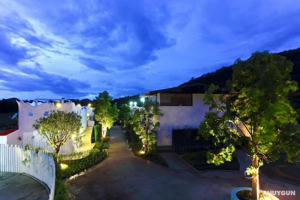 Gorilla Hills Hua Hin Hotel - Dış Mekan