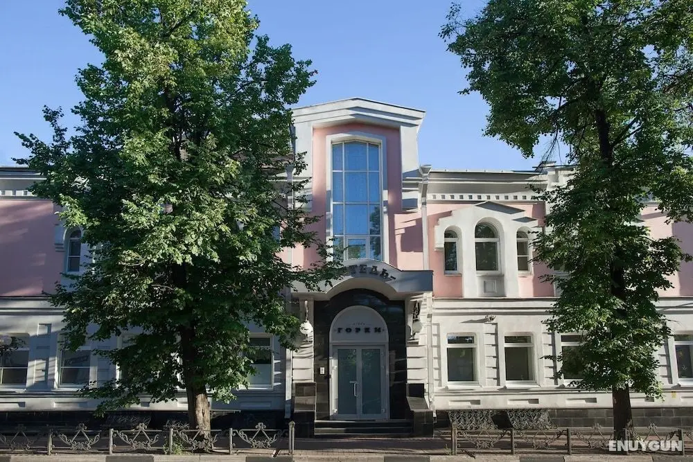 Gorky Hotel - Öne Çıkan Resim