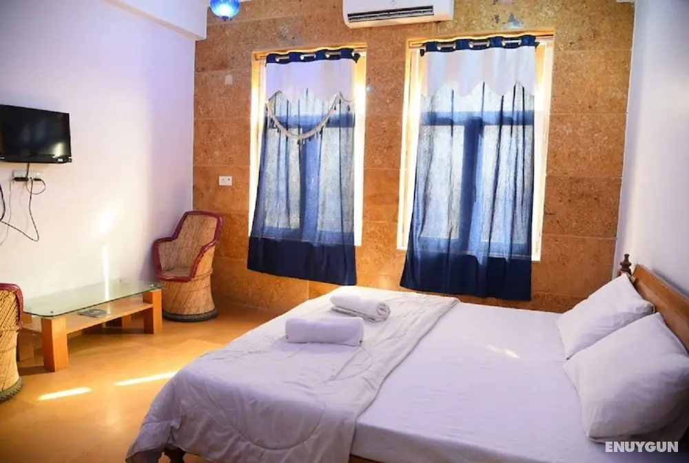 Goroomgo Deep Mahal Safari Jaisalmer - Oda
