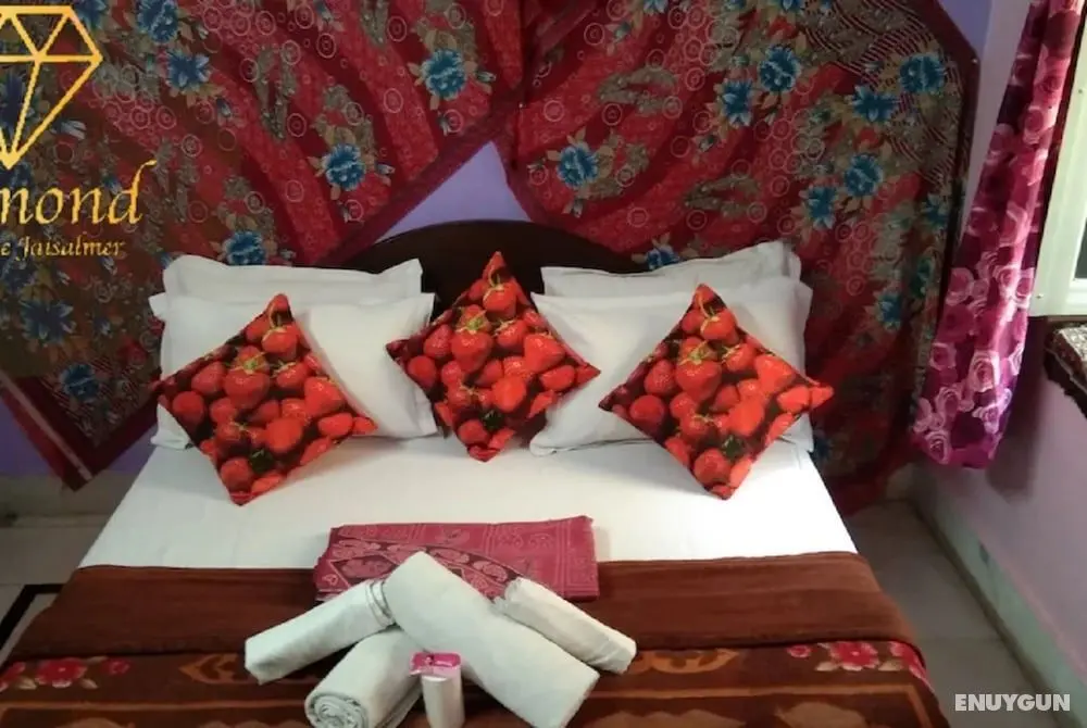 Goroomgo Diamond Guest House Jaisalmer - Oda