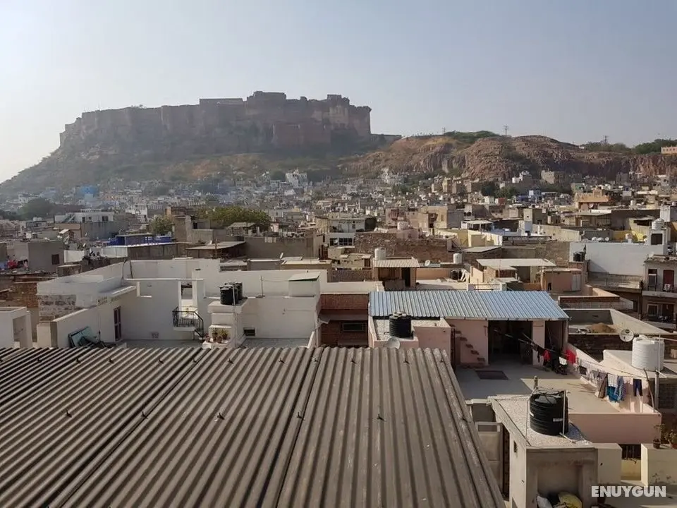 Goroomgo Dylan Cafe & Guest Jodhpur - Dış Mekan