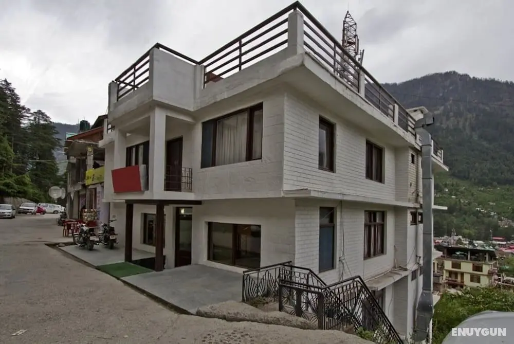 Goroomgo Elena Aastha Regency Manali - Dış Mekan