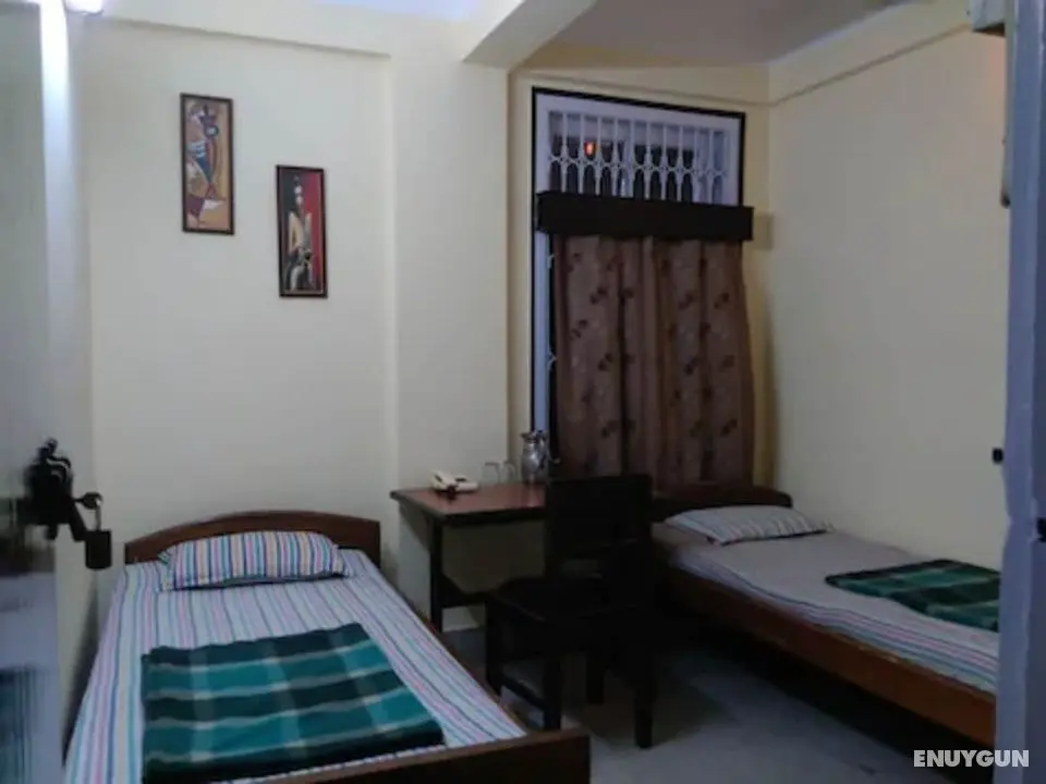 Goroomgo Greenland Guwahati - Oda
