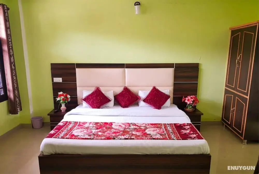 Goroomgo Mohan Home Stay Dalhousie - Oda Manzaraları