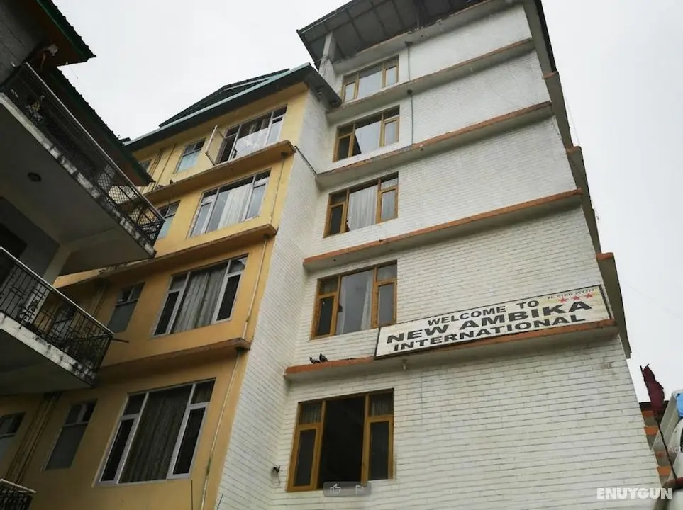 Goroomgo New Ambika Mall Road Manali - Dış Mekan