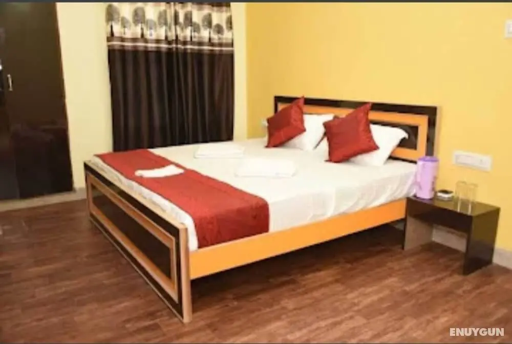 Goroomgo Hotel Paradise Varanasi - Öne Çıkan Resim