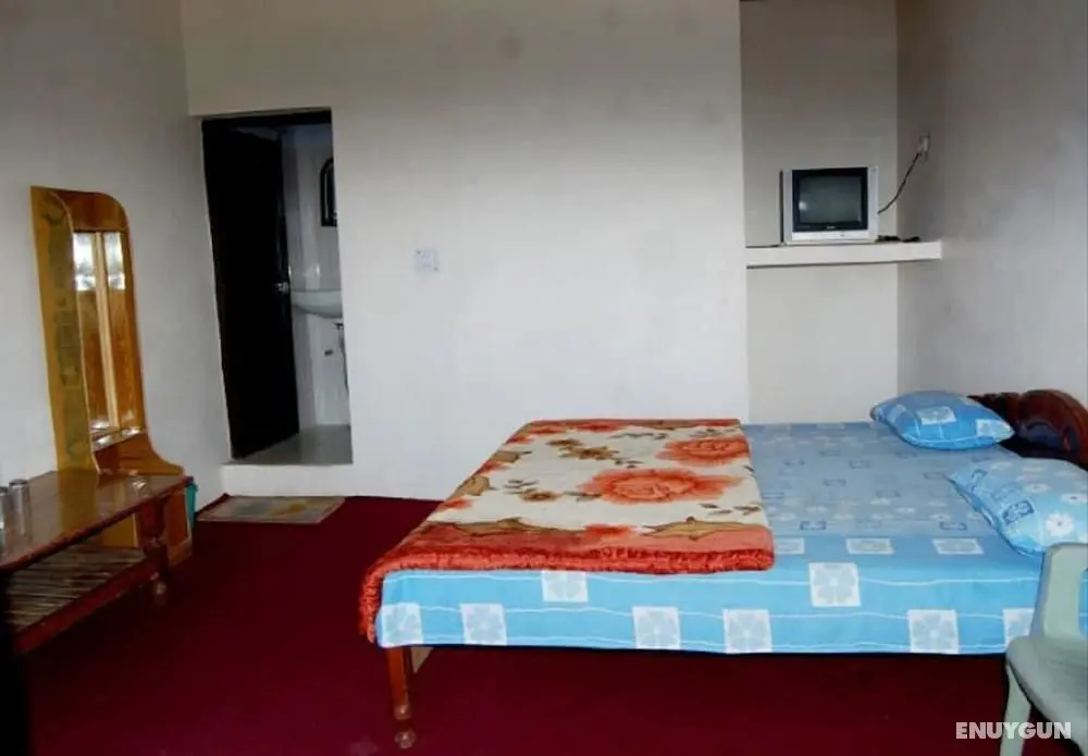 Goroomgo Snow View Guest House Kausani - Oda