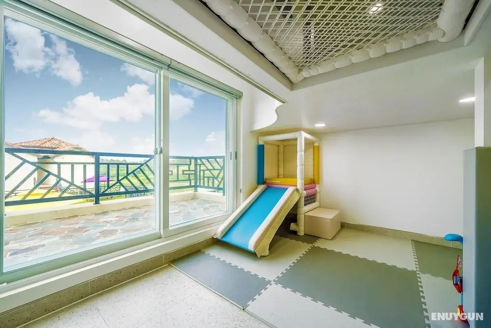 Goseong Maple Kids&spa&poolivilla - Oda