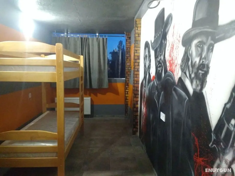 Graffiti Mega City Hostel - Öne Çıkan Resim