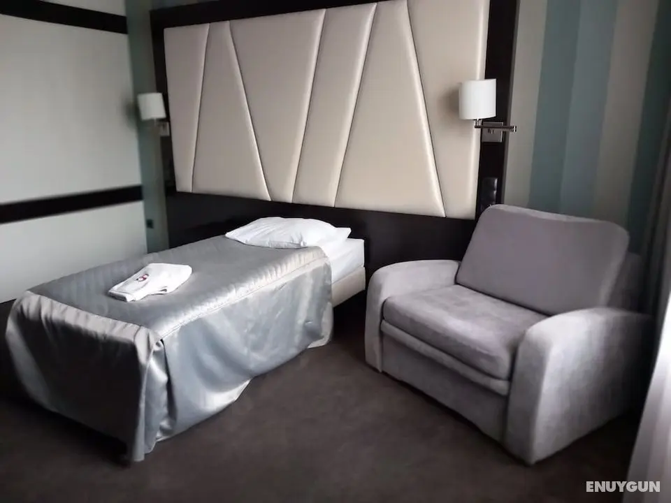 Hotel Grafit - Oda
