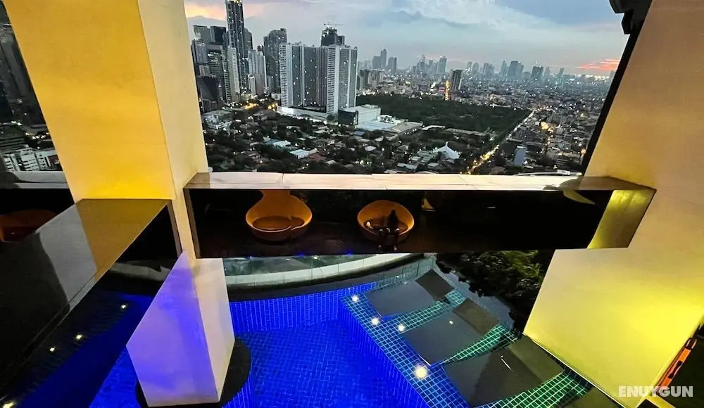 The Gramercy Residences Makati Manila - Havuz