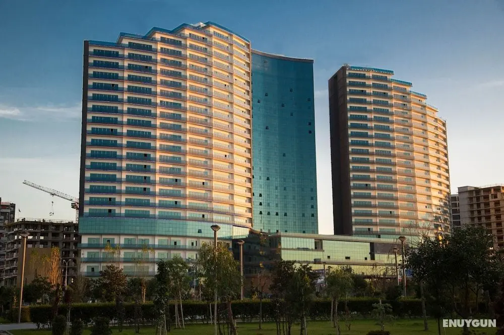 Grand Bellagio Batumi Convention & Casino Hotel - Dış Mekan
