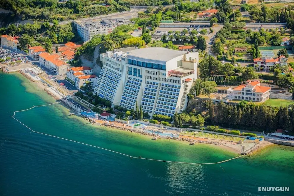 Grand Hotel Bernardin - Dış Mekan